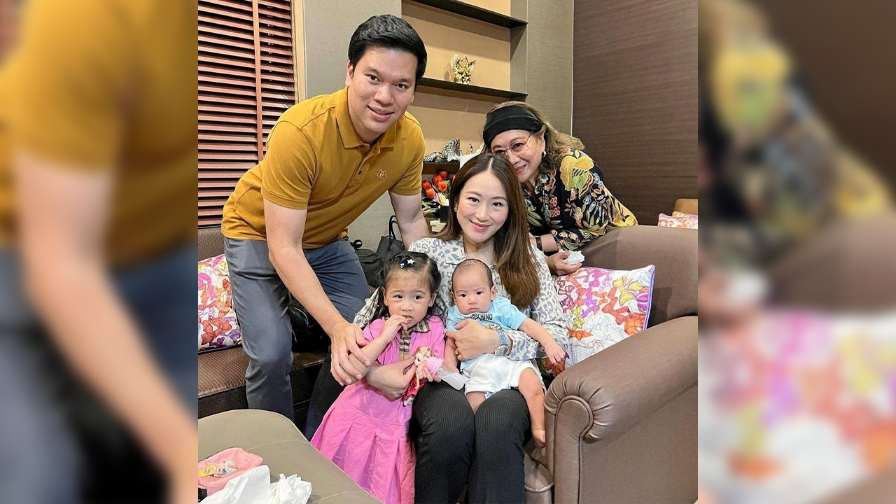 “อย่างเฟี้ยว”