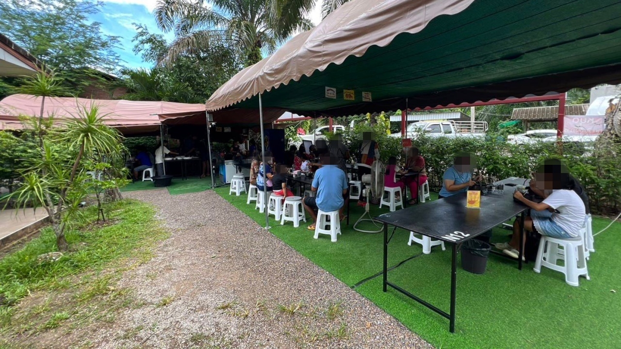 ร้านก๋วยเตี๋ยวฝากถึงลูกค้า ไม่อร่อยแจ้งได้ อย่ากินทิ้งขว้าง 