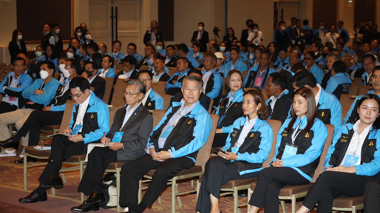 ประชาธิปัตย์กับประชาธิปไตย