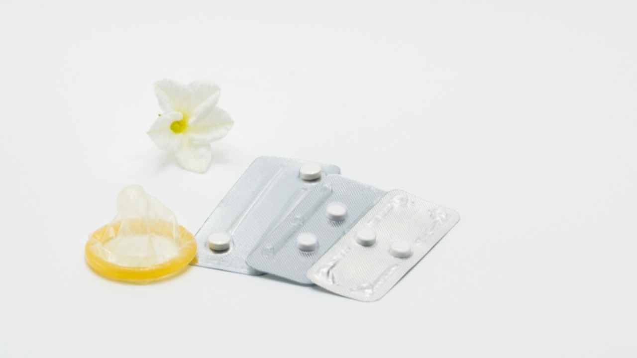 วิธีกินยาคุมฉุกเฉิน แบบ 1 และ 2 เม็ด ไม่ให้อันตราย กินแบบไหนปลอดภัย