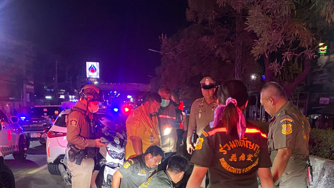 จยย.แหกโค้ง ตาย 2 ศพ สลดคนขับดับคาถนน-คนซ้อนกระเด็นสิ้นใจใต้สะพาน