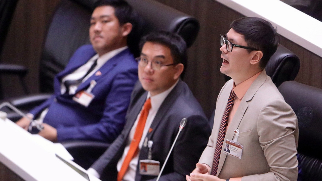 เร่งเสริมทัพ