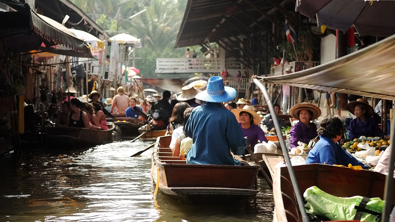 โปรโมตตลาดน้ำใช้อินฟลูเอนเซอร์