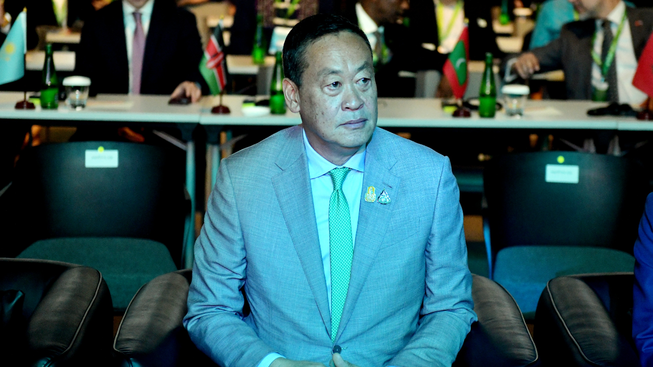 “นายกฯ” ยัน เซ็นคำสั่งเปลี่ยน คกก.ร่าง รธน.กฤษฎีกา ท้วงมา สส.เป็นไม่ได้ 