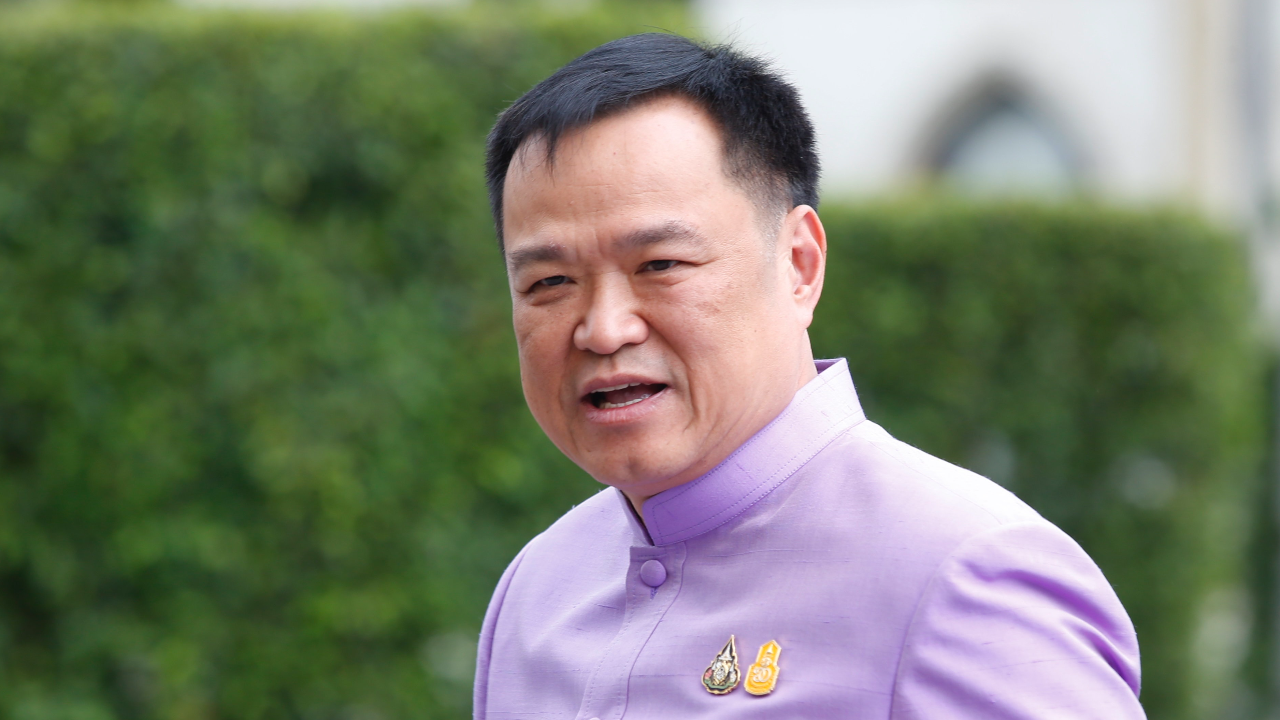 “อนุทิน” สั่ง ใครไม่ขึ้นทะเบียนสิ่งเทียมอาวุธปืน เท่ากับครอบครองอาวุธเถื่อน