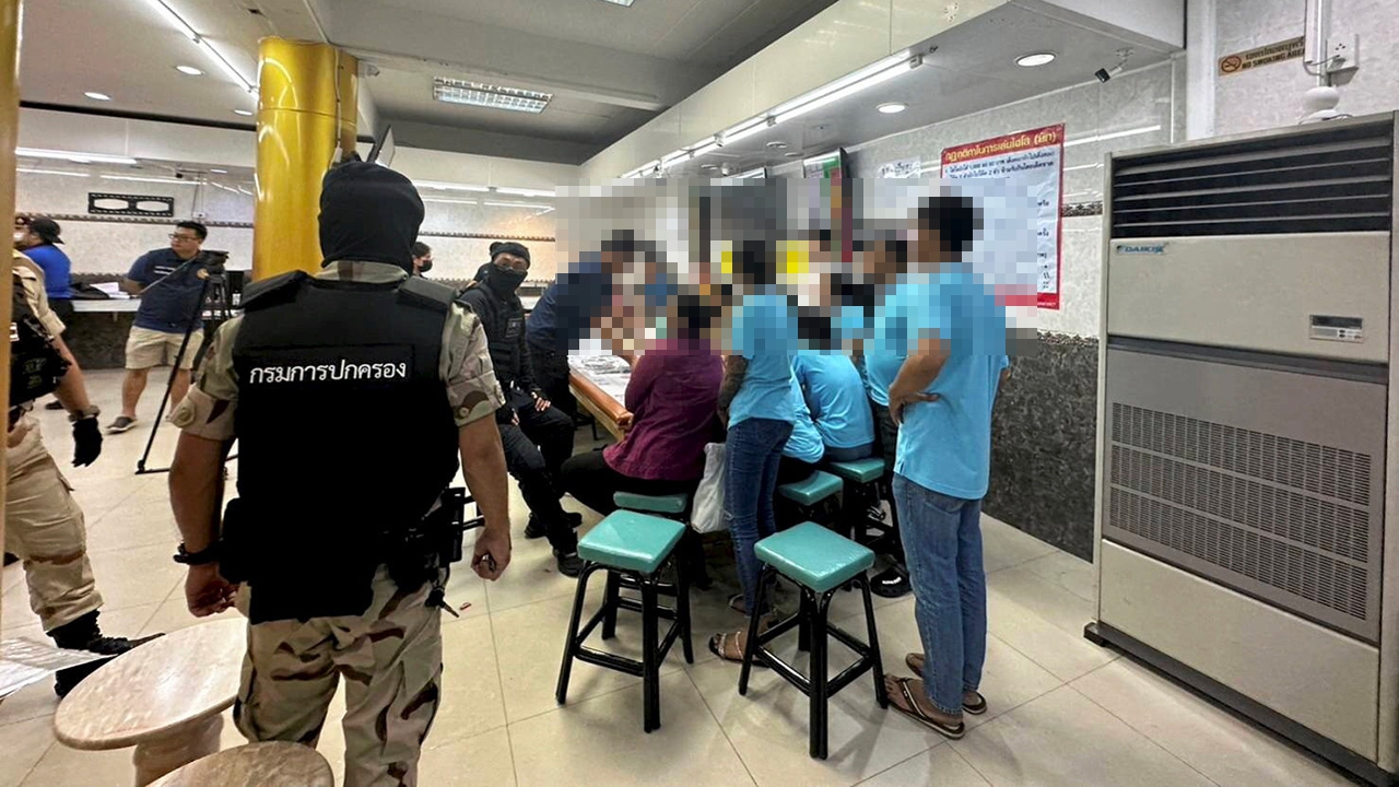 "5 เสือ" ไม่รอด เซ่นบ่อนฉาว พื้นที่ดินแดง