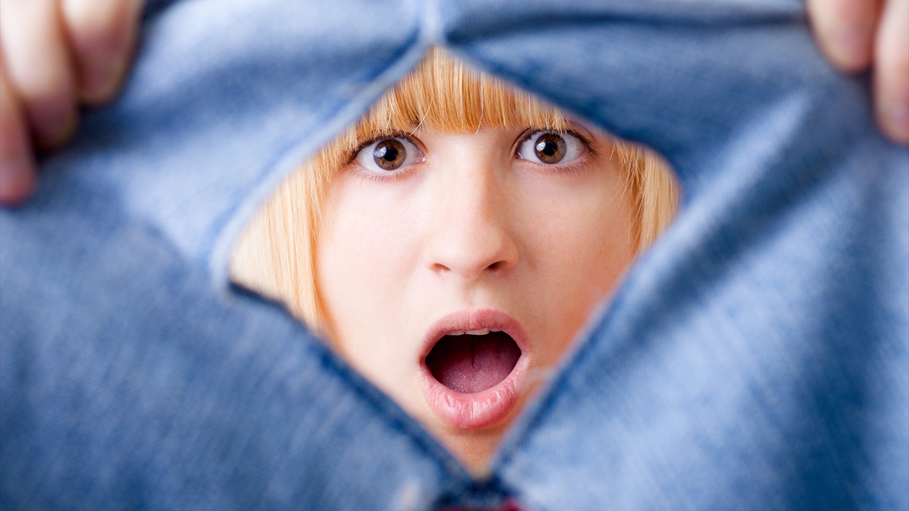 ฝันว่ากางเกงขาด ทำนายฝันกางเกงขาด เป็นลางดี หรือลางร้าย พร้อมเลขเด็ด!