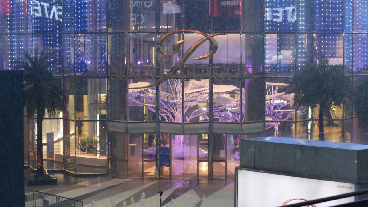 สยามพารากอน ประกาศดูแลเหยื่อเด็ก 14 ยิงในห้าง จนกว่าจะหายเป็นปกติ