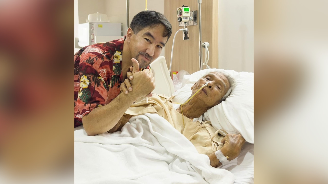 บี๋ ธีรพงศ์ เยี่ยม ฉลอง ภักดีวิจิตร ส่งกำลังใจขอให้แข็งแรงเหมือนเดิม