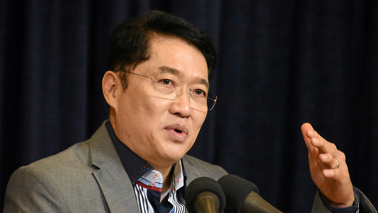 ฝ่ายค้านต้าน "ดิจิทัล" ฉะรัฐบาลปั่นขัดแย้ง เพื่อไทยวัดใจคนไทย ใครเสียงดังกว่า