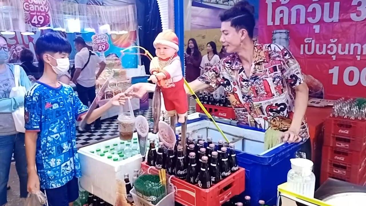 จังหวะมันได้ ร้านโค้กวุ้น 3 ช่า วุ้นทุกแก้ว สีสันงานสารทไทยกล้วยไข่กำแพงเพชร