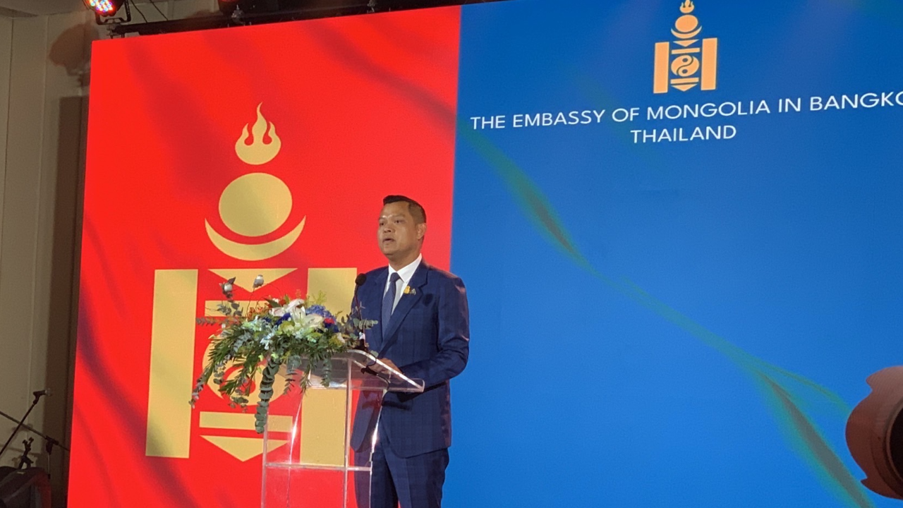 "ธนกร" ลุย ภูเก็ต ฟังปัญหา หนุน เปิดสถานบันเทิงถึงตี 3 กระตุ้นท่องเที่ยว 