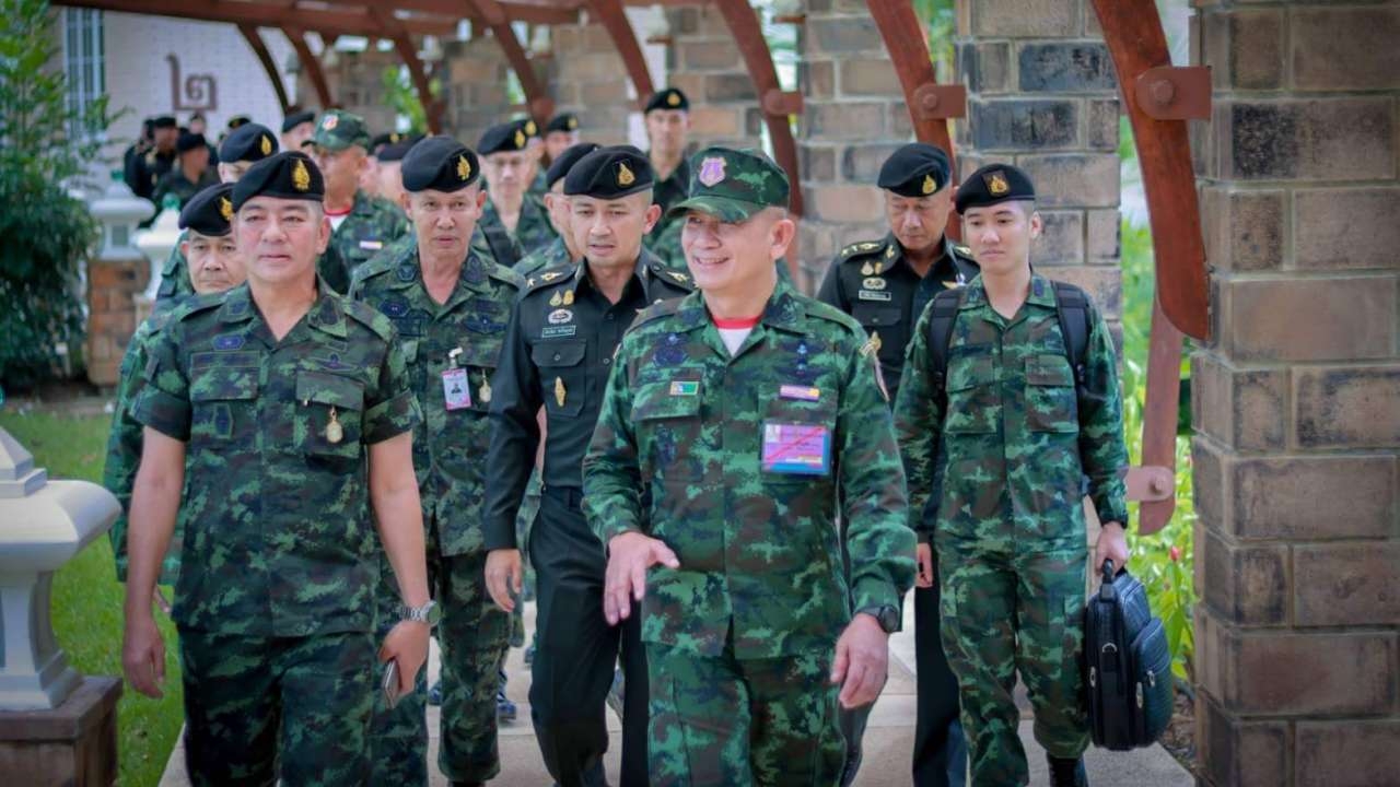 ผบ.ทบ. จ่อพบ นายกฯ แจงสถานการณ์ จชต. หวั่นยกเลิก พ.ร.ก. กระทบความมั่นคง