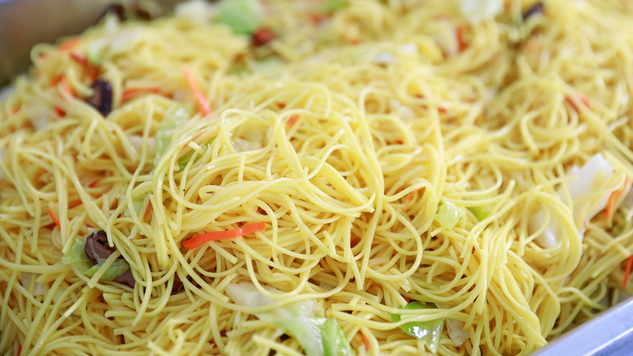 อิ่มใจ อิ่มบุญ อิ่มท้อง ปีนี้ "กินเจ" ที่ไหนดี?