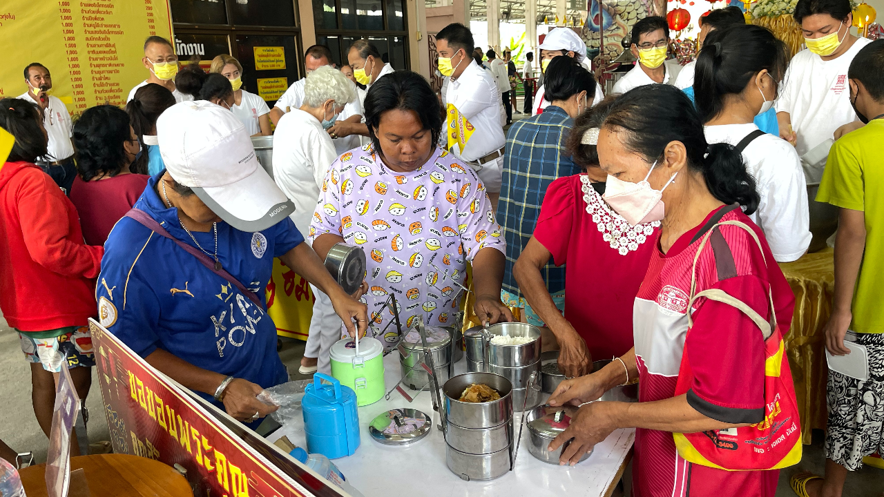 กินเจ 2566 วันแรกคึกคัก เปิดเมนูสุดฮิต ศาลเจ้าทำแจก เดลิเวอรีถึงบ้าน