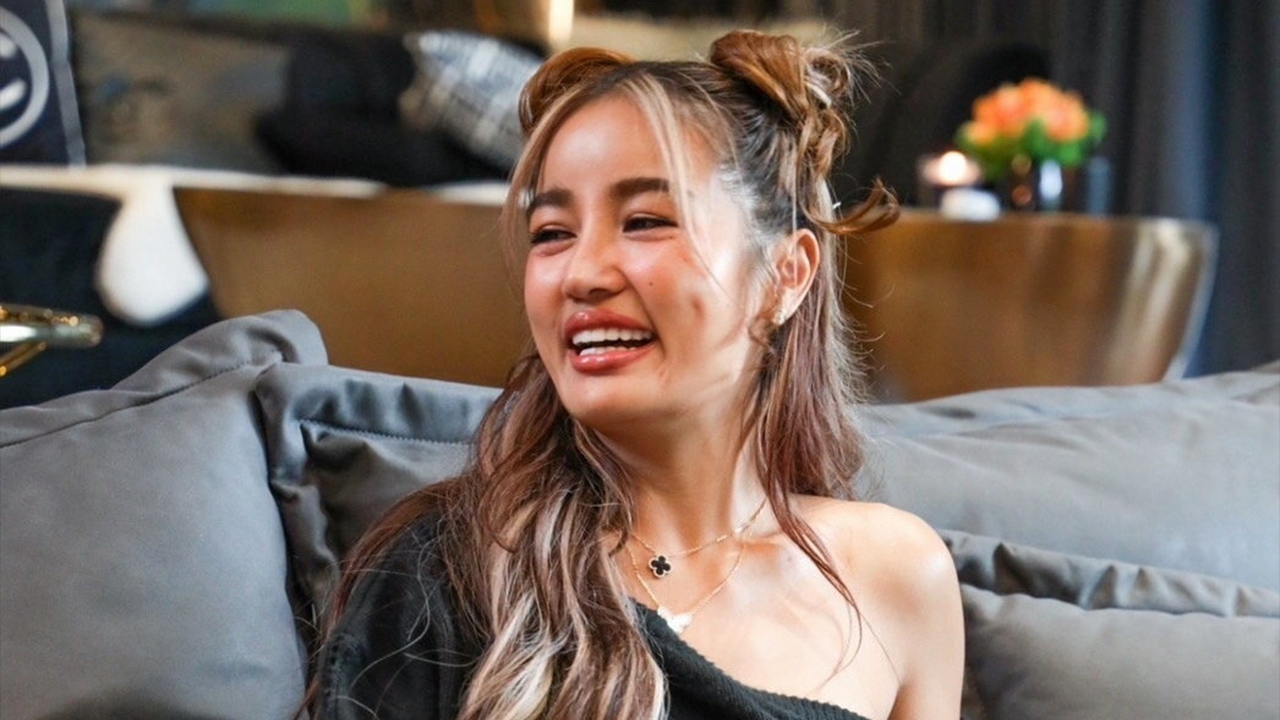 "กระแต อาร์สยาม" เปิดบ้านสุดหรู เผยวิธีมูองค์เทพให้ปั๊วะปัง