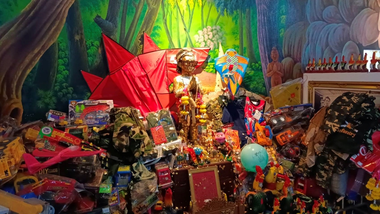 คอหวยคึกคัก ส่องเลขเด็ดงวดนี้ 16/10/66 จากลูกปิงปอง "กุมารไอ้ไข่" ลุ้นโชค