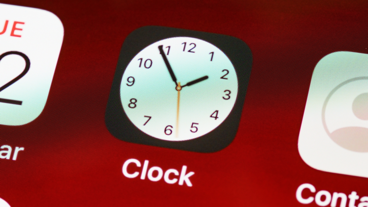 ผู้ใช้งาน iPhone 15 Pro Max บางรายเจอปัญหาเครื่องปิดอัตโนมัติในเวลากลางคืน