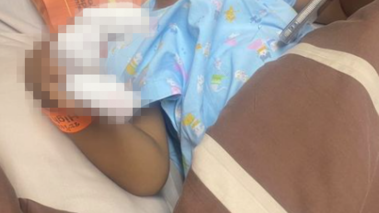 ห้างดังแจงแล้ว กรณีบันไดเลื่อนหนีบนิ้วเด็ก 4 ขวบ ยันช่วยเหลือตั้งแต่เกิดเหตุ