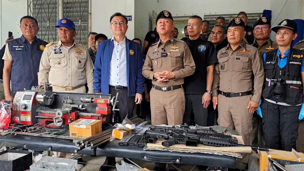 บุกทลายโรงงานแปลงแบลงก์กัน ยึดลํากล้องอื้อ ลอบทํากว่า 2 ปี