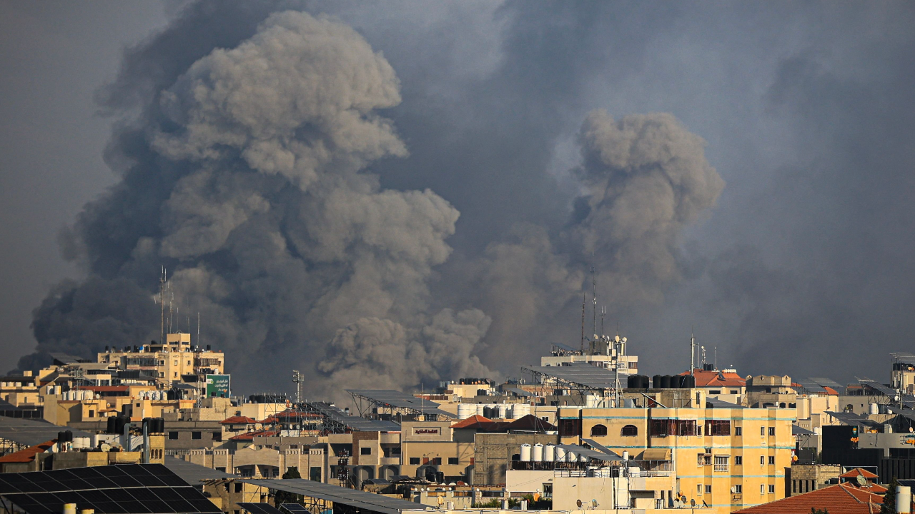 คืนนี้ 15 คนไทยชุดแรกออกจากอิสราเอล ขอให้มั่นใจรัฐบาลพยายามสูงสุดเพื่อช่วยเหลือ