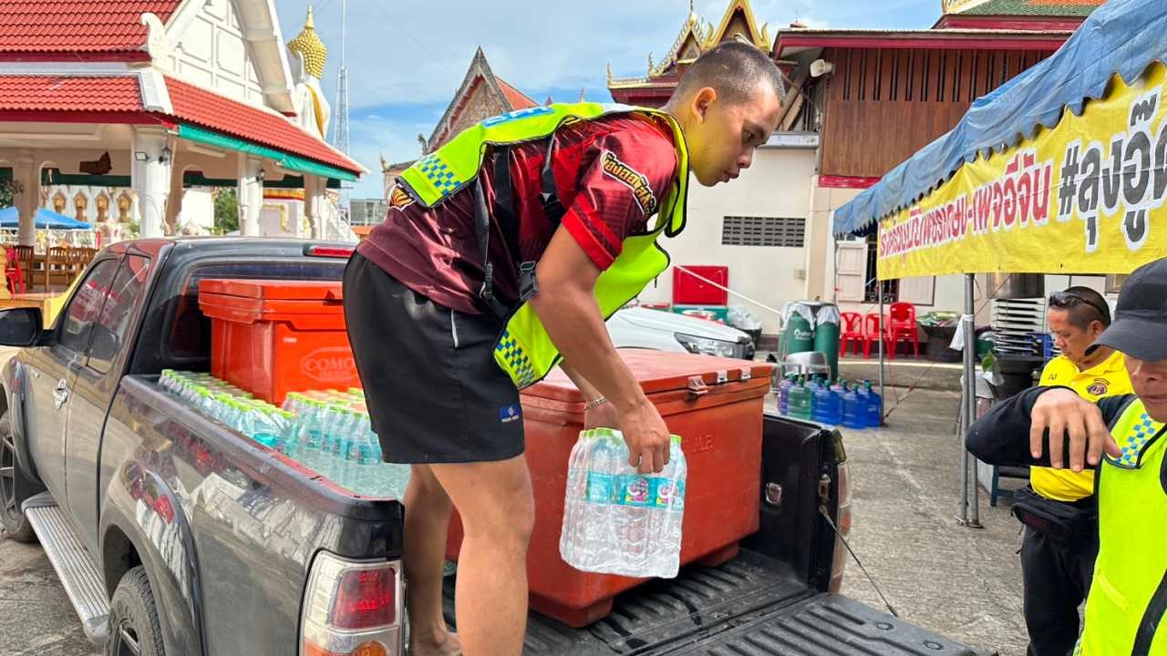 ผบ.ตร.สั่งตำรวจปฏิบัติการพิเศษ เสริมกำลังช่วยประชาชนถูกน้ำท่วม