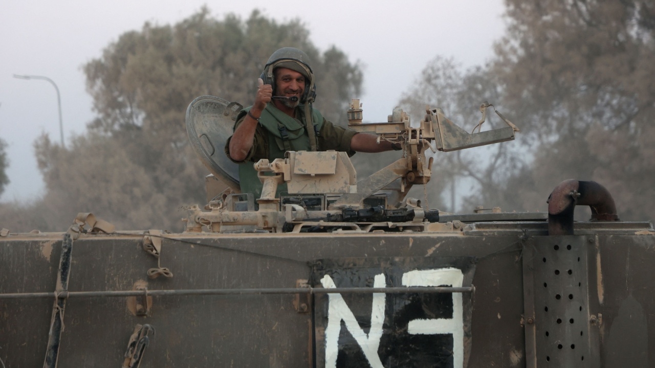 อิสราเอลแบ่งฉนวนกาซาเป็นสองส่วน-สหรัฐฯ กดดันยุติการสู้รบชั่วคราว