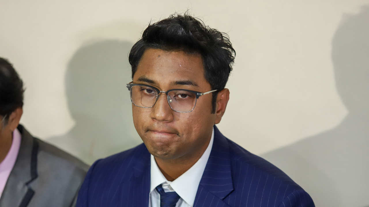 ก้าวไกล มีมติเอกฉันท์ ขับ “ไชยามพวาน” ออกจากพรรค เหตุไม่สำนึกผิด มีผลวันนี้เป็นต้นไป