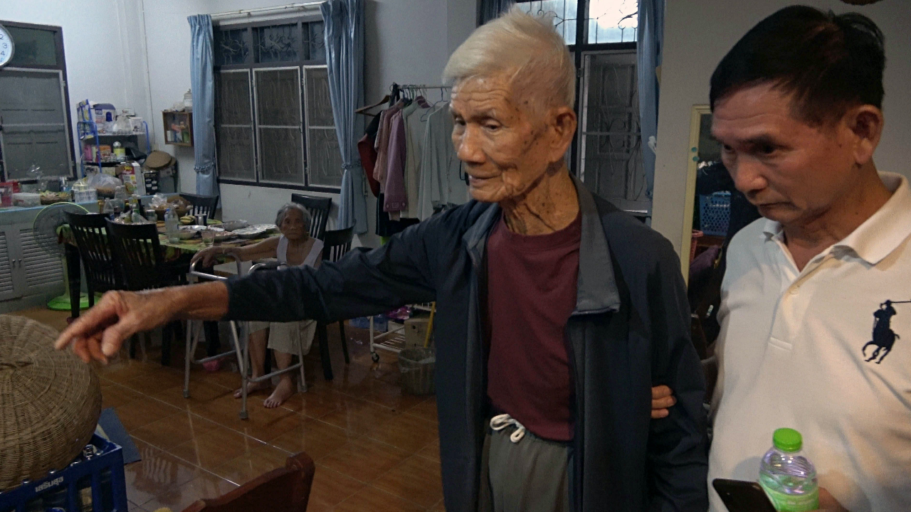 พ่อตาวัย 92 ยิงลูกเขยคอทะลุ อ้างชอบกร่าง ถือมีดจะฟันแม่ยาย