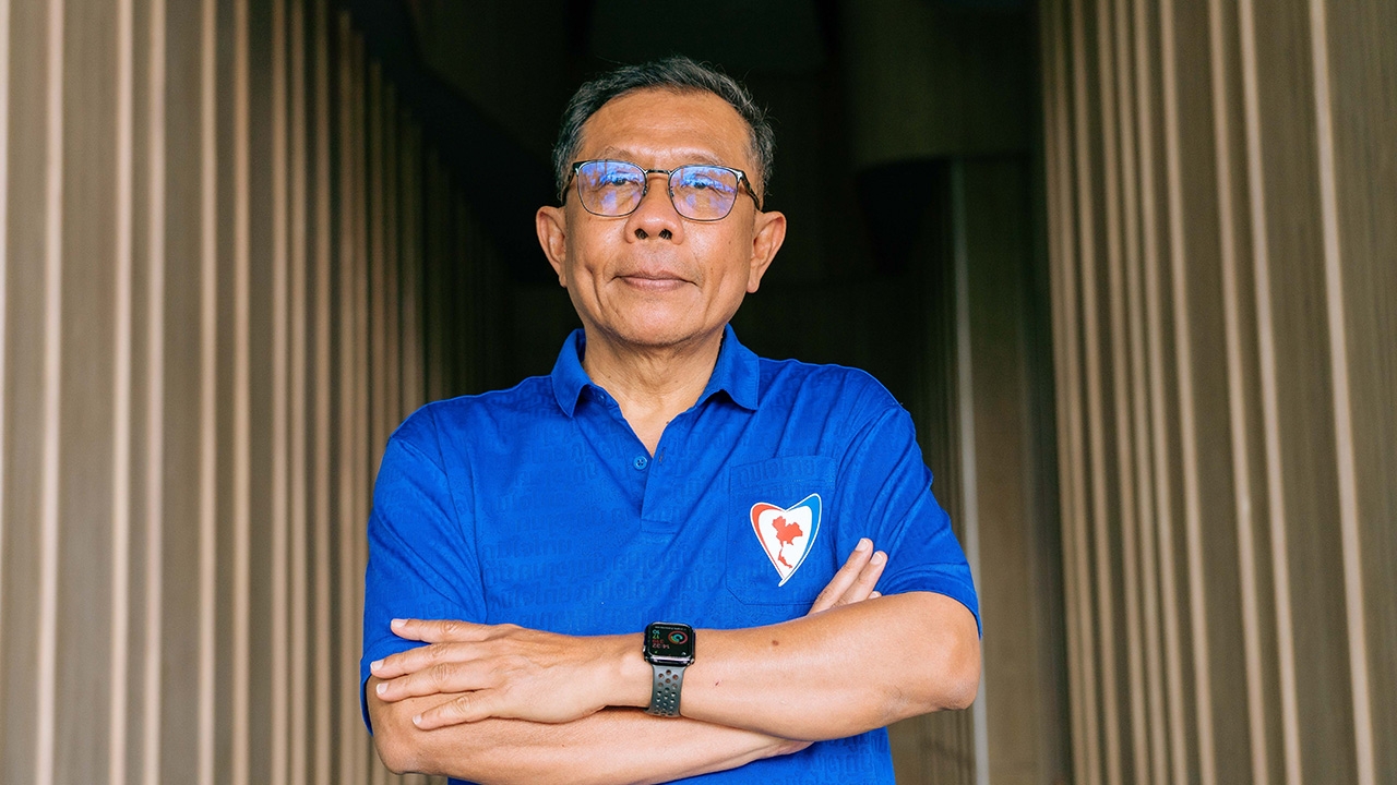 ปลอมลายเซ็นอมเงินผู้ช่วย สส.ก้าวไกล-ฉาวอีก ภท.เขย่าร้องสอบยุบพรรคก้าวไกล