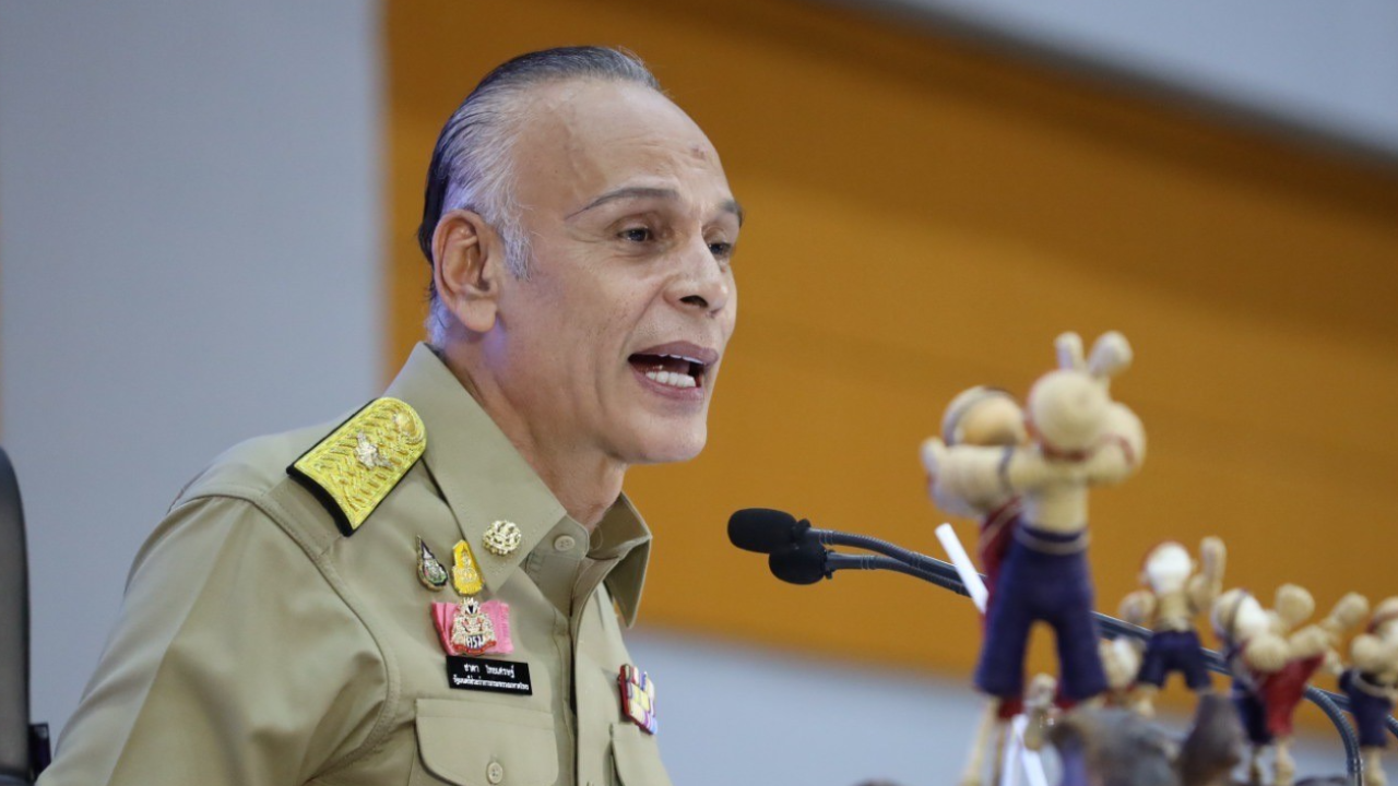 “ชาดา” มอบนโยบายจังหวัดภาคกลางตอนบน ลั่น ชีวิตนี้เพื่อคนไทย-สถาบันหลักของชาติ