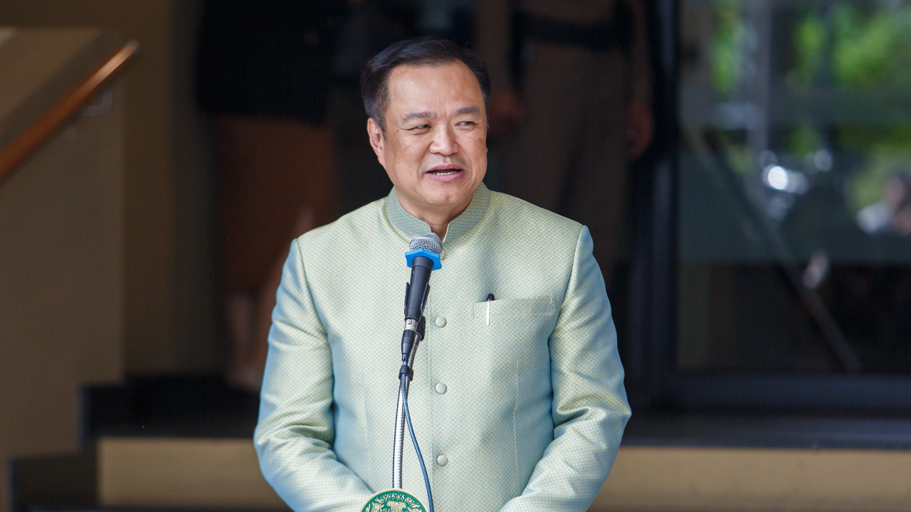 มอบปริญญาสาธารณสุขศาสตรดุษฎีบัณฑิตกิตติมศักดิ์ ให้ “อนุทิน” เหตุช่วยเหลือด้านแพทย์