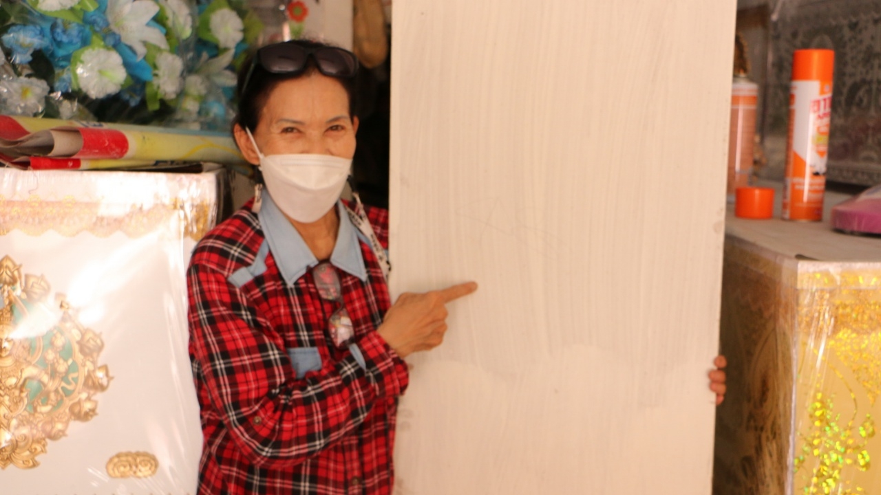 "ธี่หยด-สัปเหร่อ" ฟีเวอร์ไม่ช่วย ธุรกิจโลงศพไม่ได้ขายดี ชี้คนยังตายตามปกติ