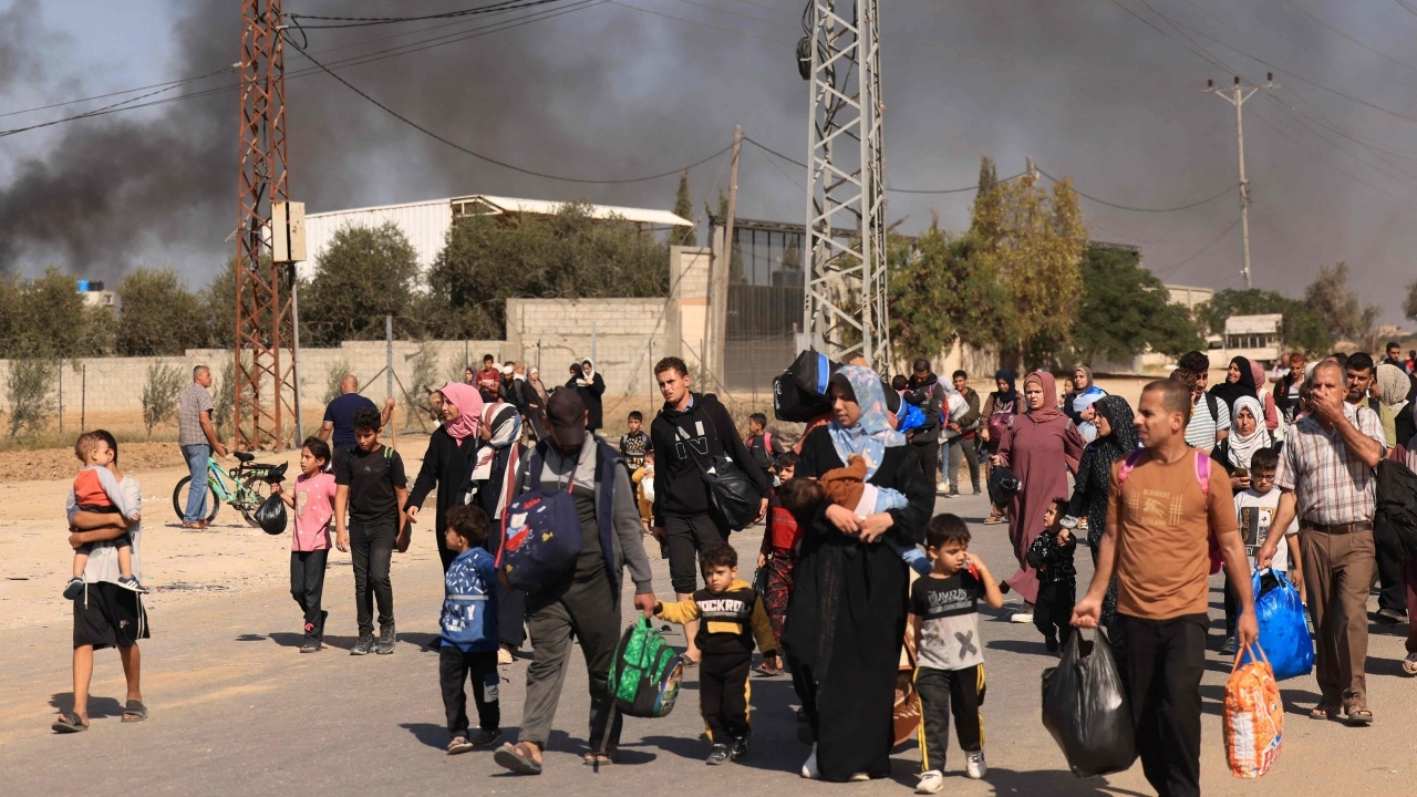 สงครามอิสราเอล-ฮามาส วันที่ 36 โจมตี รพ. ชาวปาเลสไตน์นับแสนถูกบีบอพยพ  