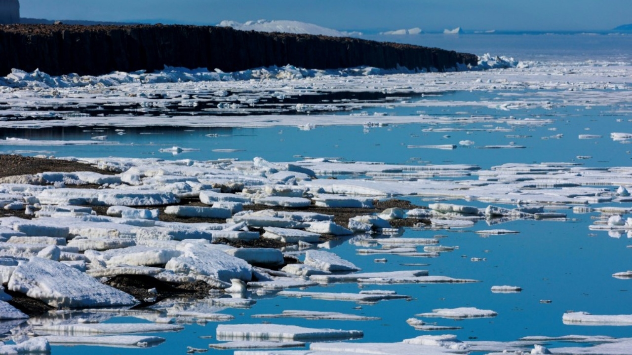 ธารน้ำแข็งในกรีนแลนด์ละลายเร็ว กว่า 20 ปีที่แล้ว ถึง 5 เท่า
