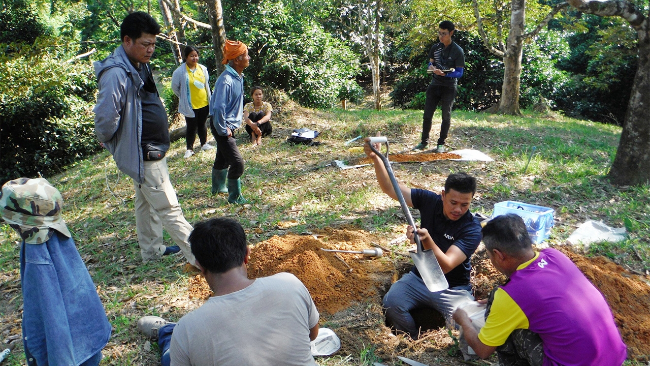 สร้างฐานข้อมูลพืชจีไอ รู้ให้จริงในดินนั้นมีอะไรดี