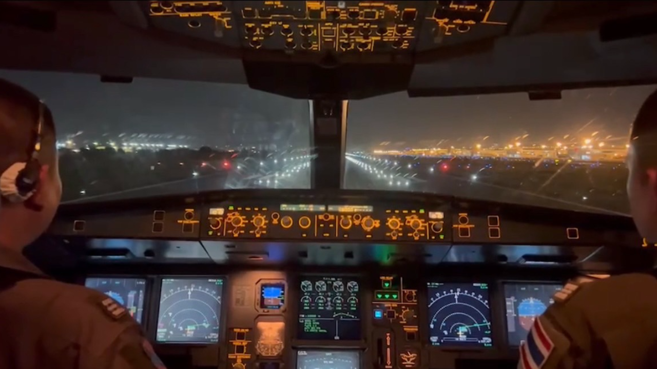 เครื่องบินกองทัพอากาศ พา 130 คนไทยออกจากอิสราเอลแล้ว คาดถึง 7 โมงเช้าพรุ่งนี้