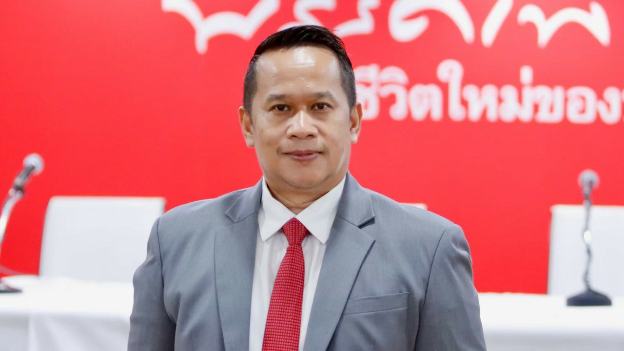 เพื่อไทยโต้ระดมมวลชน เชียร์วอลเล็ต แหย่ใครค้าน แจ้งสละสิทธิ ผลนิด้าหนุน เดินหน้าแจก