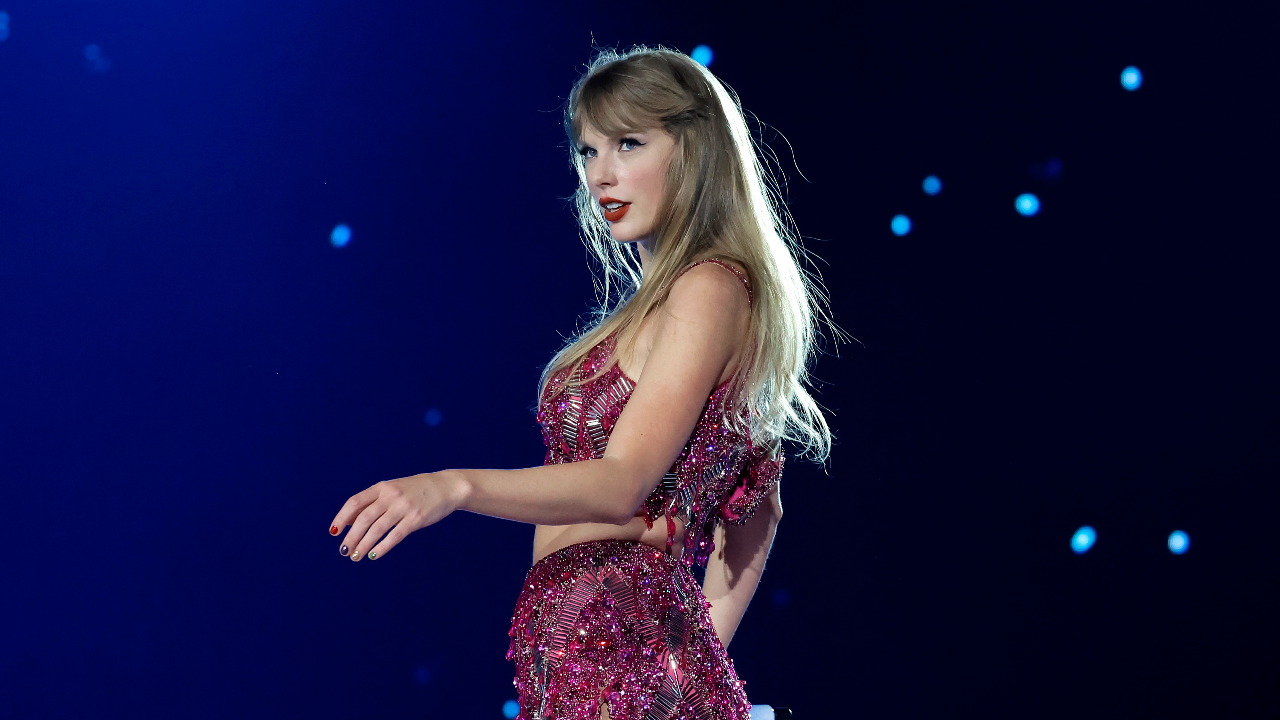 "Taylor Swift: The Eras Tour" คอนเสิร์ตที่เป็นดั่งจดหมายรักถึงแฟนเพลง