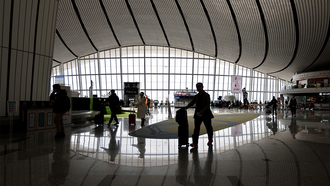 จีนหวั่นจารกรรม คุมเดินทางต่างประเทศ