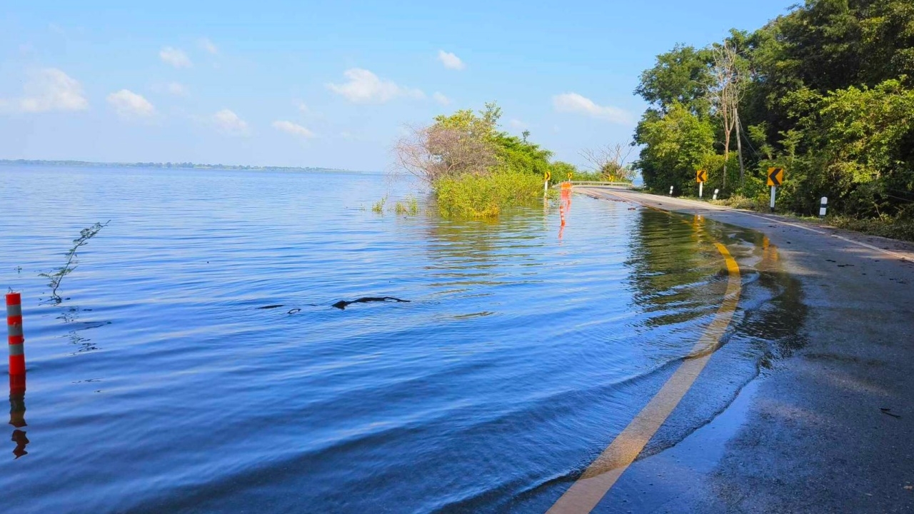 เขื่อนอุบลรัตน์วิกฤติน้ำล้นอ่างกว่า 108% ชาวบ้านเดือดร้อนแล้ว 112 ครัวเรือน