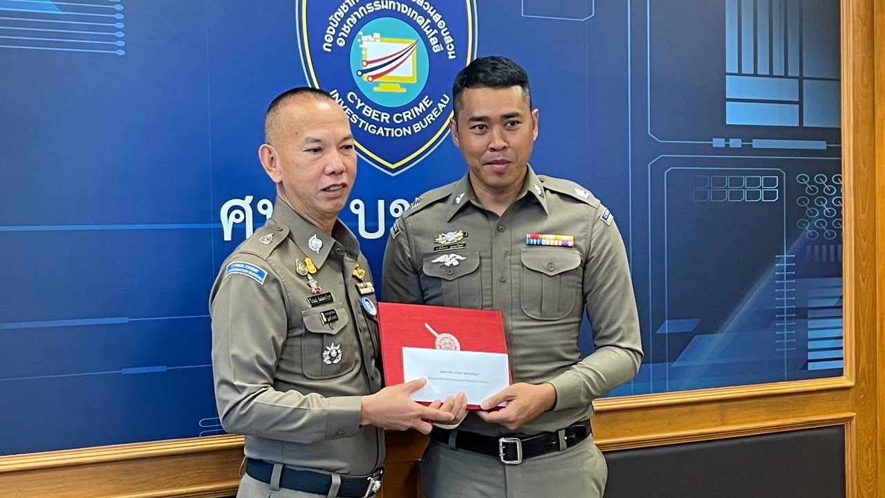 ตำรวจฮีโร่จับ รปภ.คลุ้มคลั่ง