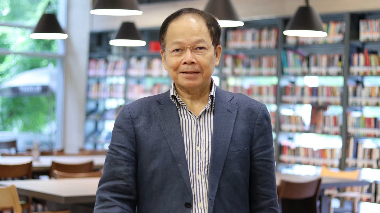 "นพดล" ขอคนประเมินนายกฯ จากเนื้องาน ดีกว่าวิจารณ์ "ภาษากาย-สีถุงเท้า"