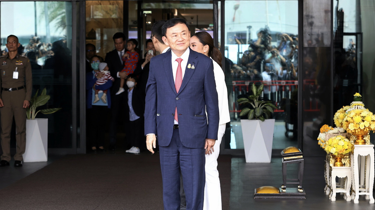 "ทักษิณ" รักษาตัว รพ.ต่อ "หมอ" ให้ความเห็น จำเป็นต้องอยู่ หลังครบ 60 วัน 