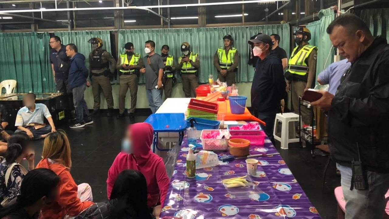 จับแล้วจับอีกบ่อนดอนเมือง ศาลปรับ 4,000 บาท 52 นักพนัน เจ้ามือโดน 6 พัน