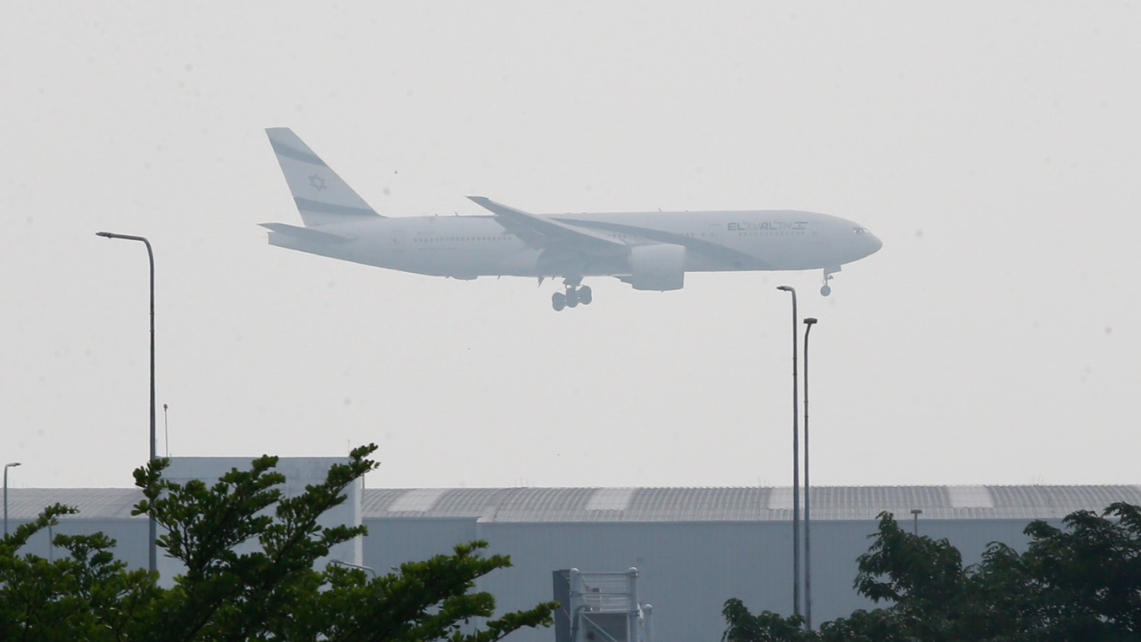 รัฐบาลปรับแผน เตรียมเช่าเหมาลำอพยพคนไทยจากเทลอาวีฟไปดูไบ ก่อนรับกลับไทย