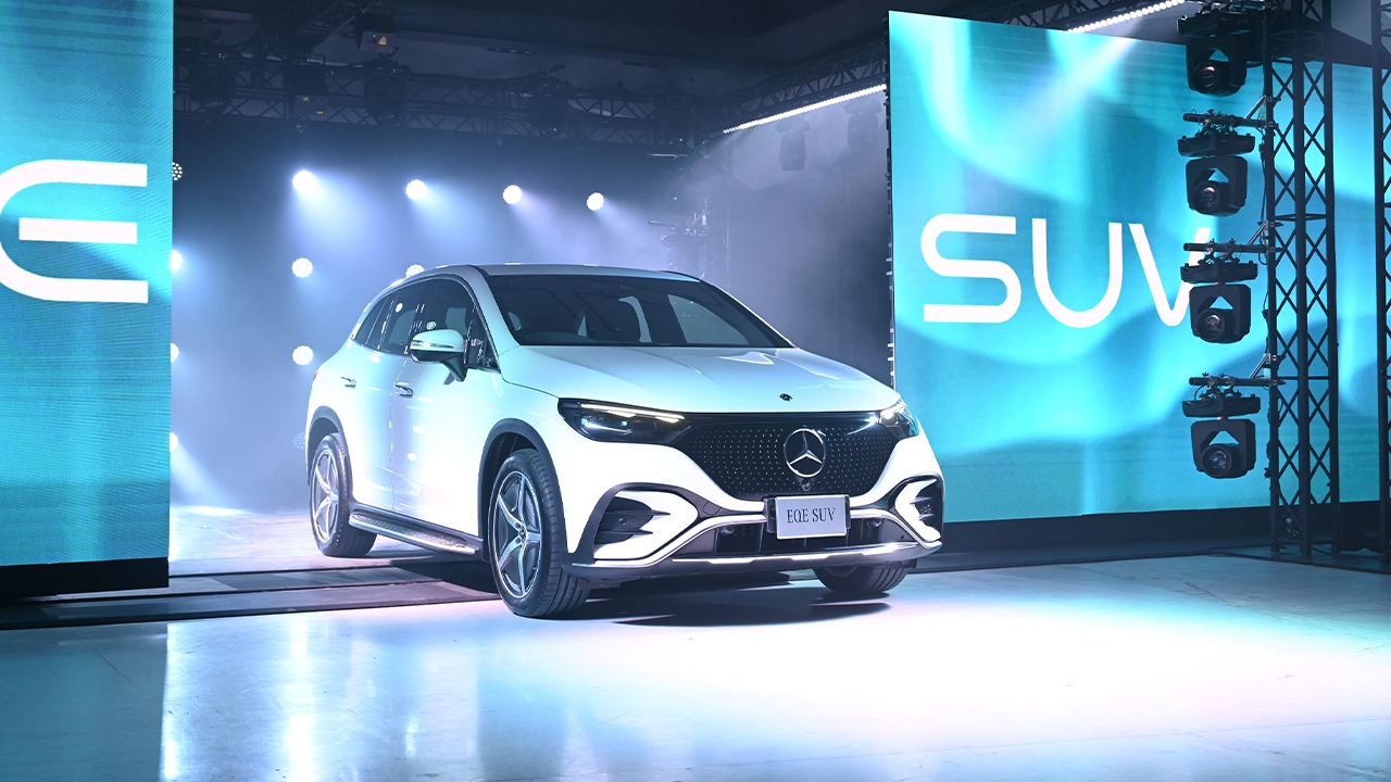 Benz มองตลาดรถยนต์ไฟฟ้าเติบโตต่อเนื่อง ขยายไลน์อัพ EQE SUV ครบ 3 รุ่น