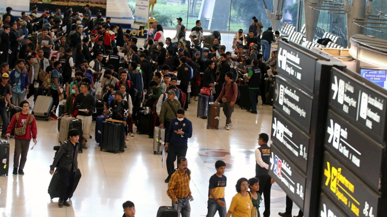 ร่างแรงงานไทยเสียชีวิตอีก 7 ราย ถึงไทย 26 ต.ค. ขณะยอดอพยพกลับมาแล้ว 4,296 คน