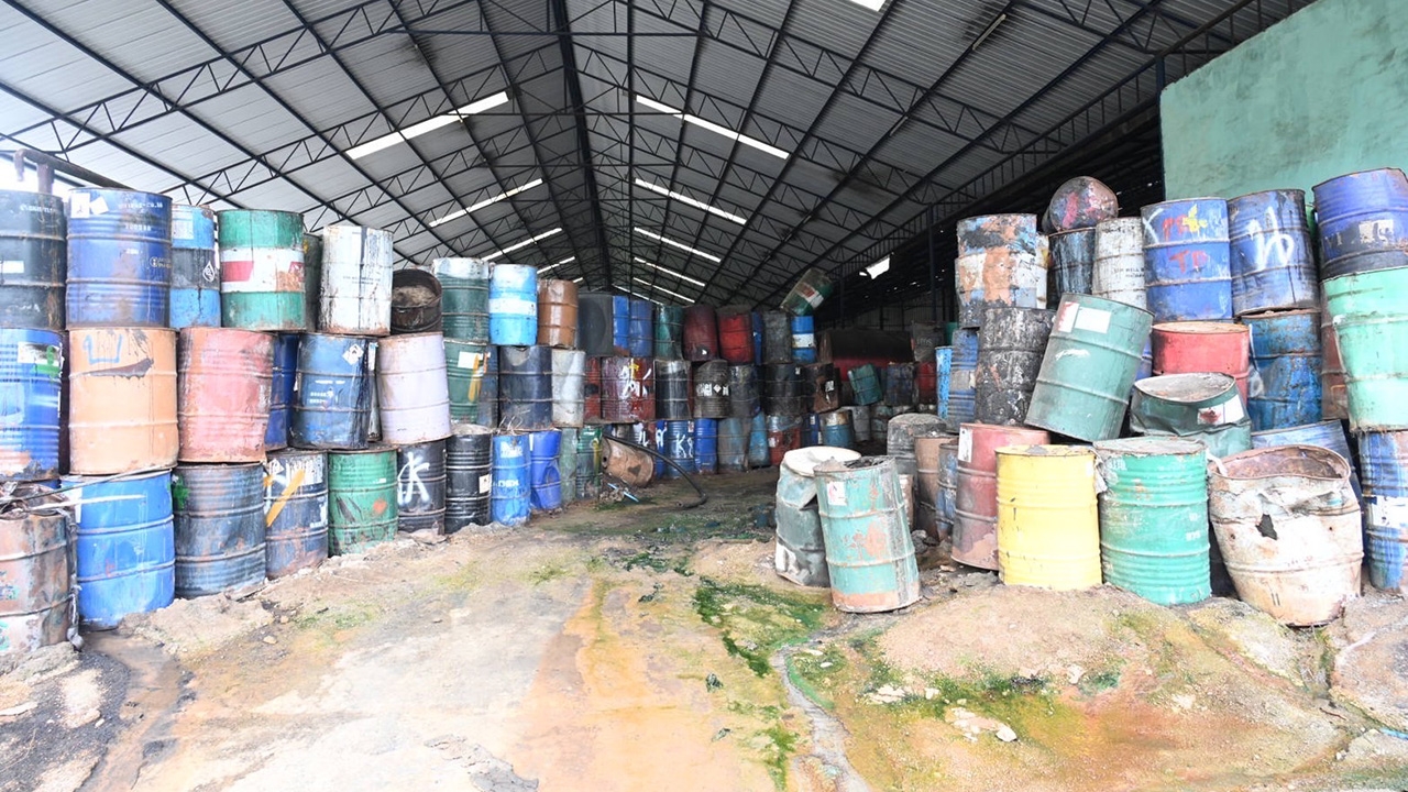 รมว.อุตสาหกรรมเคาะระฆัง กวาดจับโรงงานก่อมลพิษ