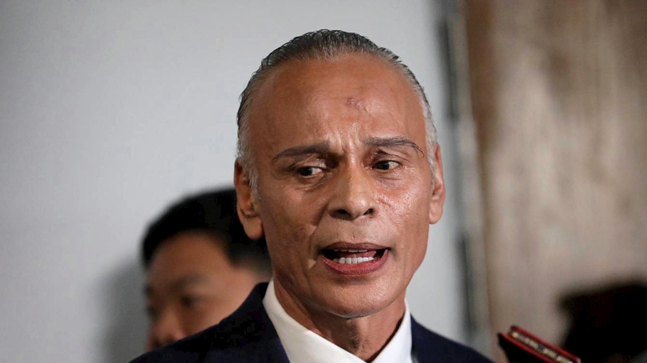 จุดไต้ตำตอ